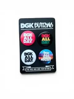 【新品】DGK ミニ缶バッジ 4個セット スケートボード スケボーのサムネイル