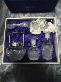 Item thumbnail for item ce90df26-32b5-4f66-bcb5-abeae9e05f73