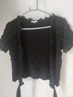 TO BE CHIC ブラック 半袖ボレロ フリル装飾 サイズ Ⅱ