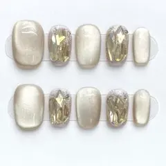 Item thumbnail for item 5dac86b8-d6c3-4d90-920b-e33ab0ed2279