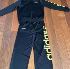 adidas ジャージ上下セット ブラック ゴールドロゴ