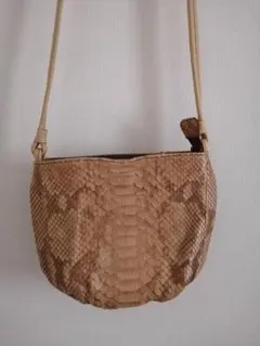 イビサ ショルダー ベージュ パイソン