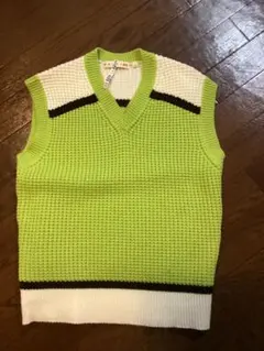 ユニクロ　マルニ　ベスト　L