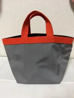 Item thumbnail for item 2d387683-2ec6-4194-9d2d-09663319ca5a