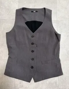 新品タグ付きSLY スライ　グレー ベスト ジレ　フリーサイズのサムネイル
