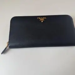 PRADA ブラック 長財布