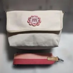 ANNA SUI　アナ・スイ　ショルダーバック　キャンバス生地　春色　桜色