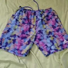 アディダスハーフパンツ