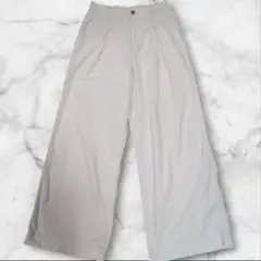アイボリー ワイドパンツ プリーツ入り AB141