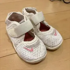 Nike キッズサンダル ホワイト/ピンク