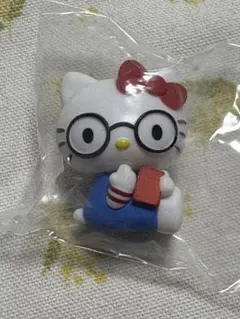 ハローキティ めがねっこちゃんフィギュア