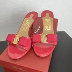 フェラガモ　ミュール　サンダル　22.5cm  美品