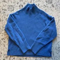 ユニクロ　スフレヤーンハイネックセーター　ニット