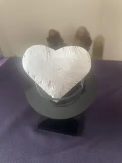 ホワイト瑪瑙ハート型天然石