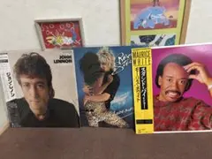 ジョンレノン、モーリスホワイト、ロッドスチュワート、レコード3枚セット　中古のサムネイル