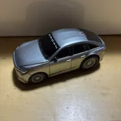 トヨタ クラウン ミニカー シルバーのサムネイル