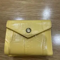 IL BISONTE 二つ折り財布 クロコ型押し イエローのサムネイル