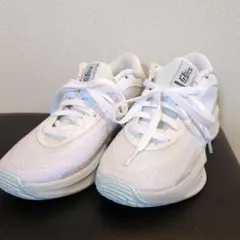 ナイキスニーカー　23センチ