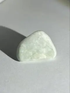糸魚川産　ヒスイ　海石　8g