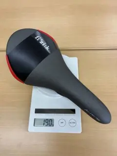 【再値下げ】 Fi'zi:k TEMPO ALIANTE R5 新品未使用サドル フィジーク（fi'zi:k） サドル テンポ アリアンテ R5 S-Alloyレール