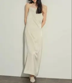 NEUNA 韓国 アイボリー キャミワンピース Sサイズ