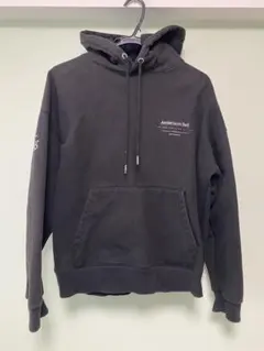 Andersson Bellのパーカーのサムネイル