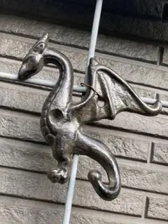 ドラゴン 窓辺のオブジェ 壁掛け インテリア - メルカリ