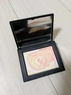 NARS プレストパウダー STARDUSTのサムネイル