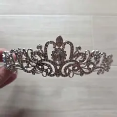 ウェディング　ティアラ