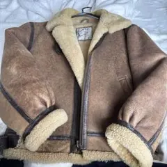 大人気 AVIREX B-3 リアルムートン フライトジャケット