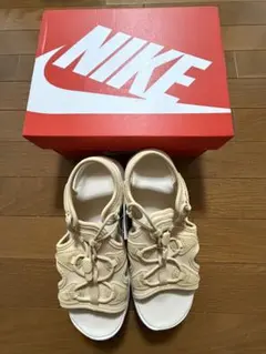 新品未使用　NIKE エア マックス ココ