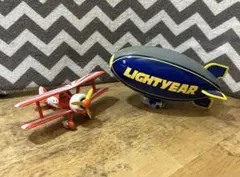 マテル　カーズ　バーニー・ストーミン　アルオルトライトイヤーブリンプ2台セット