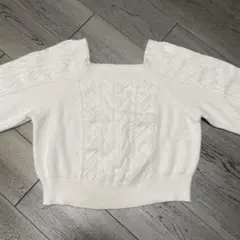 SPRAY PREMIUM/ホワイト ケーブルニット パフスリーブセーター