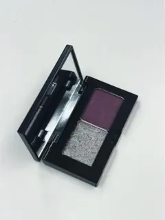 shu uemura アイシャドウ 2色のサムネイル