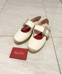 2026年最新】ROGER VIVIER パンプスの人気アイテム - メルカリ