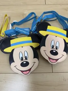 ミッキーマウス チケットホルダー ストラップ