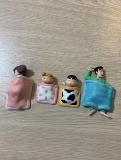 クレヨンしんちゃん　おやすみ隊　海外製　しんちゃん　ひまわり　ひろし　みさえ