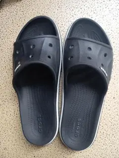 Crocs クロックス サンダル　ブラック26のサムネイル