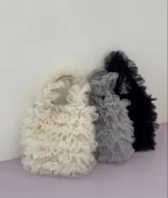 oneafteranotherNICECLAUP plumeフリルチュールトートのサムネイル