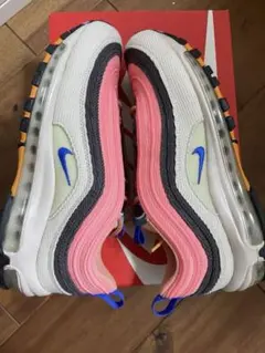 Item thumbnail for item 22f5d501-3483-4176-bcd5-09934f3a2309