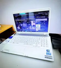 NEC LAVIE Note i7 8GB RAM Windows11