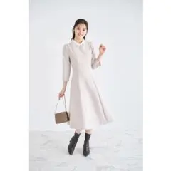 レース襟付きバックレースアップツイードワンピース （ピンクベージュ）