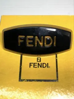 FENDI フェンディ　FENDIロゴ　バレッタ　ヘアアクセサリー　髪留め
