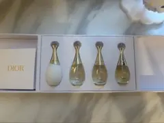 Christian Dior J'adore ミニ香水 4本セット - メルカリ