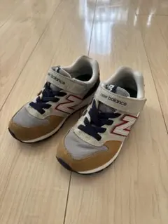 New Balance キッズ スニーカー　17.5cm