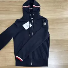 MONCLER ネイビー パーカー