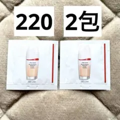 【匿名配送】SHISEIDO　エッセンススキングロウファンデーション　220