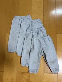 ユニクロ UNIQLO グレーのパンツ4枚セット 幼児 キッズ 90cm
