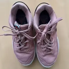 バスケットボールシューズ　ナイキ