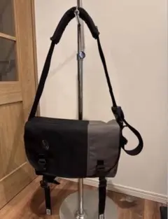 TIMBUK2 messenger bagメッセンジャーバッグ ブラック×グレー - メルカリ